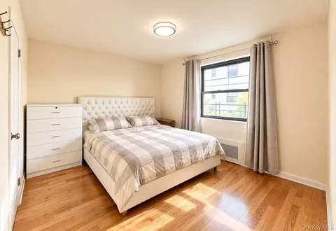 Bedroom - 136-04 68th Dr #A, Flushing, NY 11367 photo 4 of 5