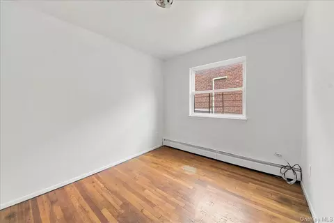 Bedroom - 433 Howe Ave #A, New York, NY 10473 photo 1 of 1