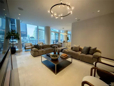 20 W 53rd St #18 B/C, New York, NY 10019