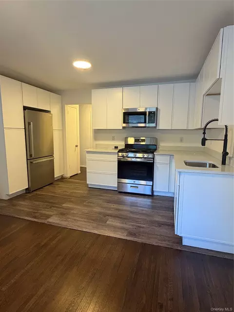 3 W Lawrence Park Dr #1, Orangetown, NY 10968
