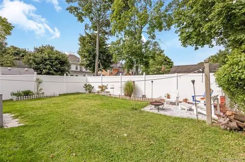 Exterior - 53 Thorne St, Patchogue, NY 11772 photo 5 of 15