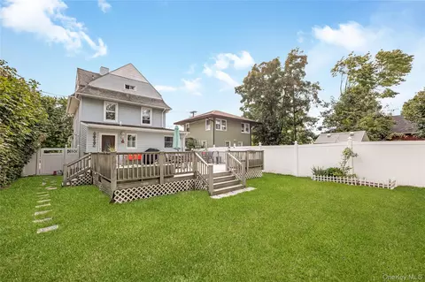 Exterior - 53 Thorne St, Patchogue, NY 11772 photo 6 of 15