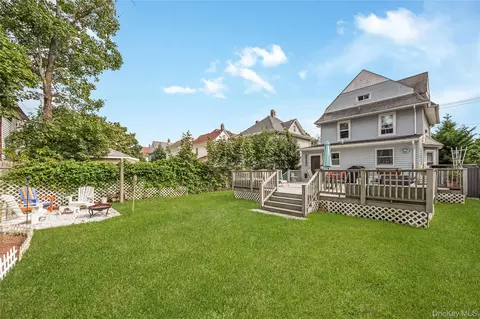 Exterior - 53 Thorne St, Patchogue, NY 11772 photo 10 of 15