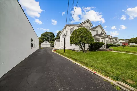 Exterior - 120 N Ocean Ave, Patchogue, NY 11772 photo 8 of 11