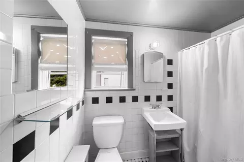 Bath - 120 N Ocean Ave, Patchogue, NY 11772 photo 2 of 3