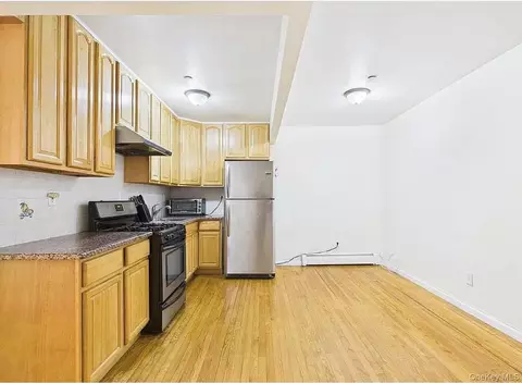41-35 67th #2A, New York, NY 11370