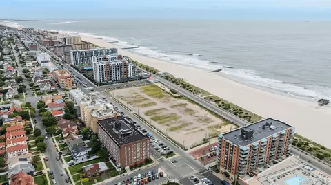 1 E Broadway #3D, Long Beach, NY 11561