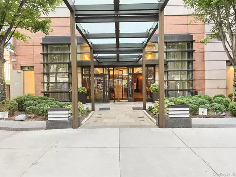 215 E 96 St E #30 K, New York, NY 10128