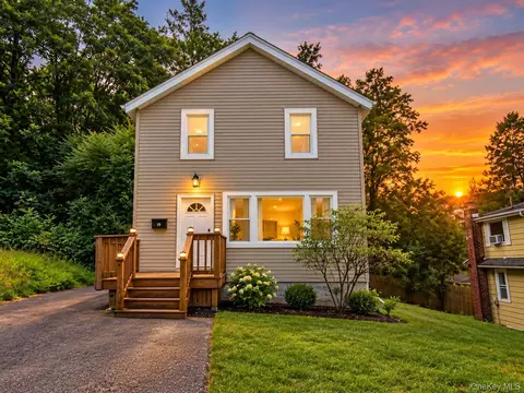 19 Nevins St, Ellenville, NY 12428