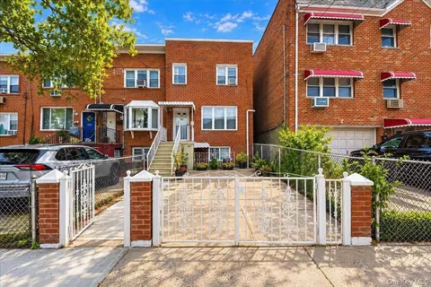 1360 Edwards Ave, New York, NY 10461