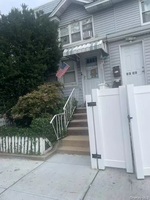9307 76th St, New York, NY 11421