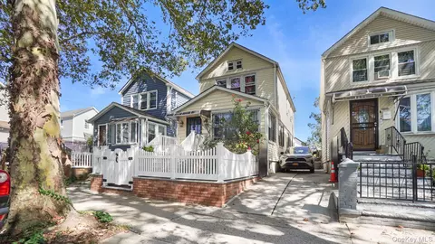 11115 158th St, Jamaica, NY 11433