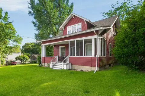 Exterior - 116 Fairview Ave, Poughkeepsie, NY 12601 photo 3 of 15