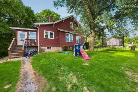 Exterior - 116 Fairview Ave, Poughkeepsie, NY 12601 photo 12 of 15