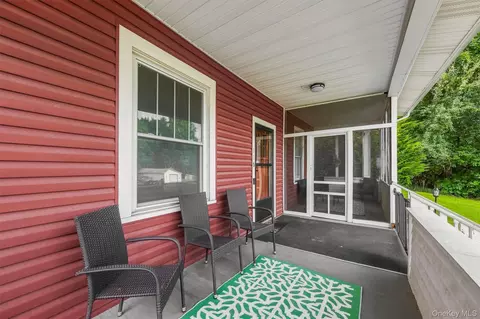Exterior - 116 Fairview Ave, Poughkeepsie, NY 12601 photo 9 of 15