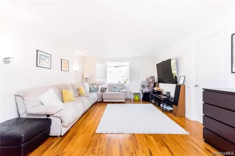 3800 Blackstone Ave #2S, New York, NY 10463
