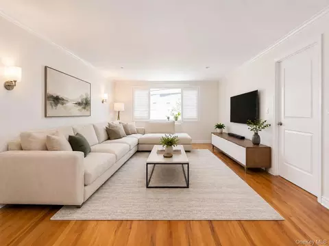 3800 Blackstone Ave #2S, New York, NY 10463