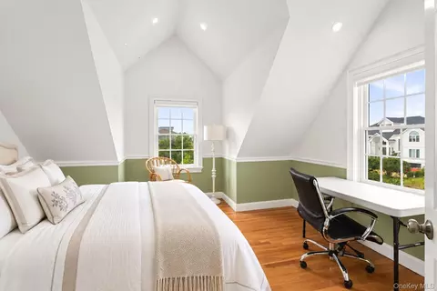 Bedroom - 697 Dune Rd, Westhampton Beach, NY 11978 photo 4 of 4