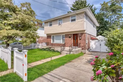 230 Westbury Blvd, Hempstead, NY 11550