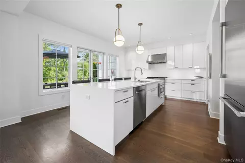 Kitchen - 19 Lavender Ln, Rye Brook, NY 10573 photo 1 of 4
