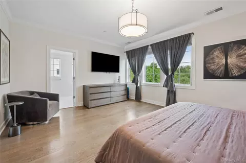 Bedroom - 19 Lavender Ln, Rye Brook, NY 10573 photo 3 of 6