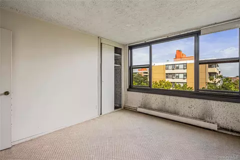 Bedroom - 162-40 9th Ave #8D, Whitestone, NY 11357 photo 3 of 4