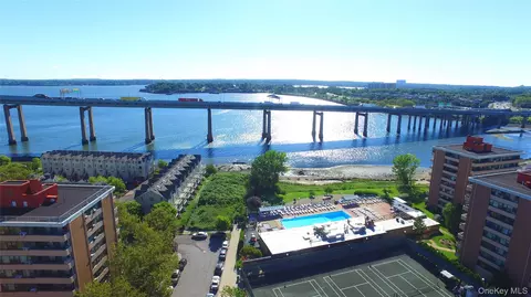 View/Area - 162-40 9th Ave #8D, Whitestone, NY 11357 photo 3 of 3