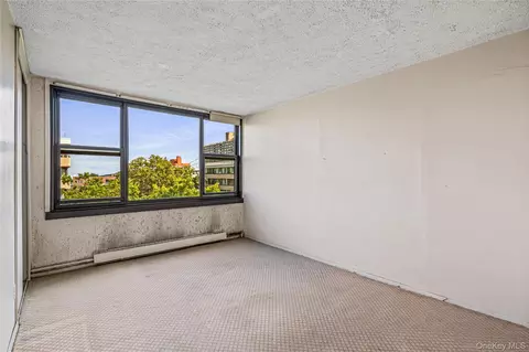 Bedroom - 162-40 9th Ave #8D, Whitestone, NY 11357 photo 2 of 4