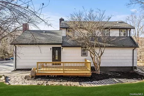 144 Old Lake St, Harrison, NY 10604