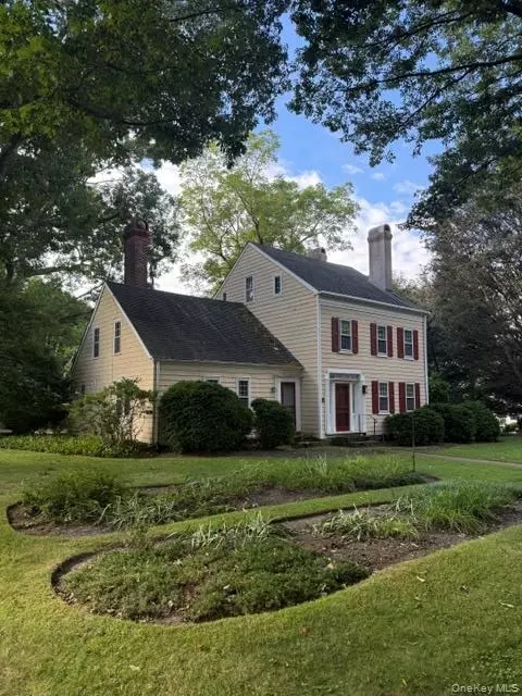 750 Reeve Ave, Mattituck, NY 11952