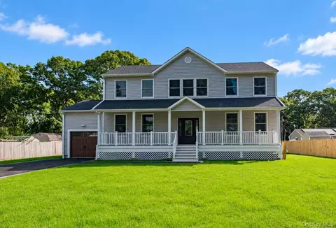 71 Stuyvesant Ave, Mastic, NY 11950