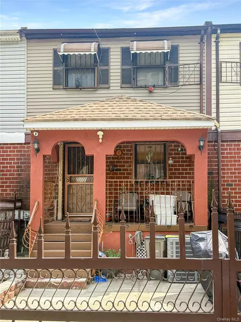 702 Saint Anns Ave, New York, NY 10455