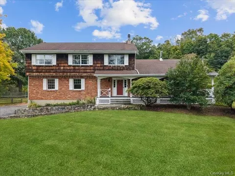 122 Cherry Hill Rd, Carmel, NY 10512