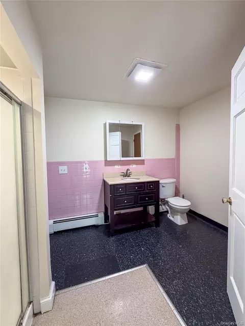 Bath - 45 S Hamilton St, Poughkeepsie, NY 12601 photo 2 of 2