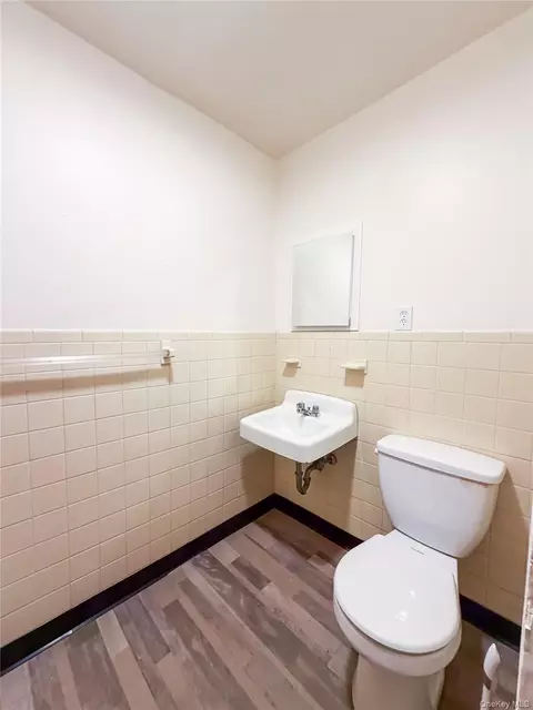 Bath - 45 S Hamilton St, Poughkeepsie, NY 12601 photo 1 of 2