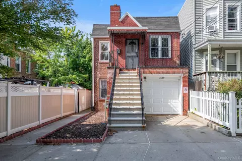 1930 Colden Ave, New York, NY 10462