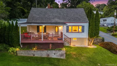 202 Harvard Dr, Greenburgh, NY 10530
