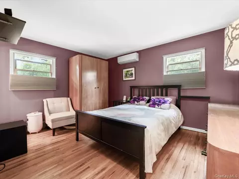 Bedroom - 7 Sharon Ave, Setauket, NY 11733 photo 1 of 3