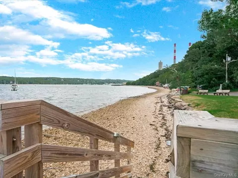 View/Area - 7 Sharon Ave, Setauket, NY 11733 photo 16 of 16