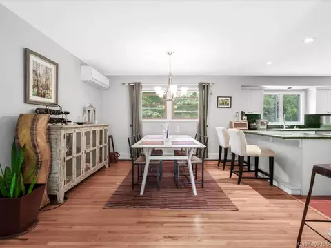 Dining - 7 Sharon Ave, Setauket, NY 11733 photo 1 of 2