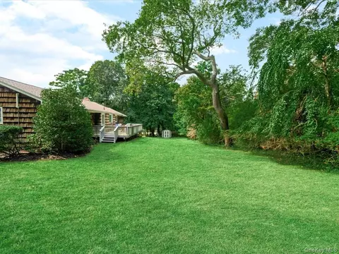Exterior - 7 Sharon Ave, Setauket, NY 11733 photo 3 of 5