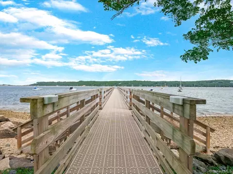 View/Area - 7 Sharon Ave, Setauket, NY 11733 photo 15 of 16
