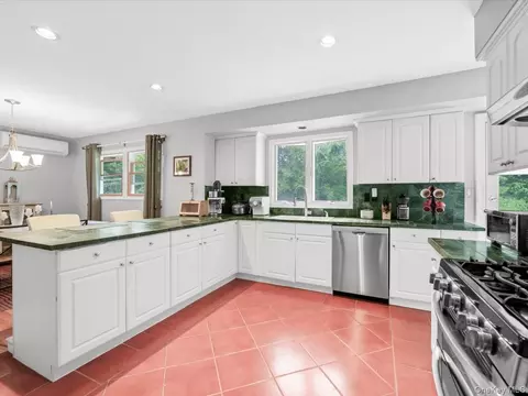Kitchen - 7 Sharon Ave, Setauket, NY 11733 photo 2 of 3