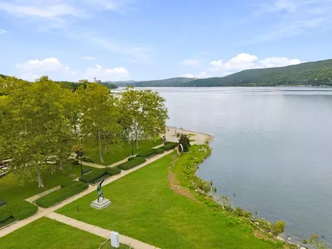View/Area - 1008 Hudson Ave, Peekskill, NY 10566 photo 6 of 6
