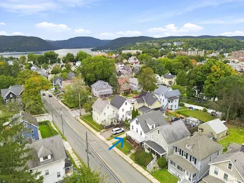 View/Area - 1008 Hudson Ave, Peekskill, NY 10566 photo 2 of 6