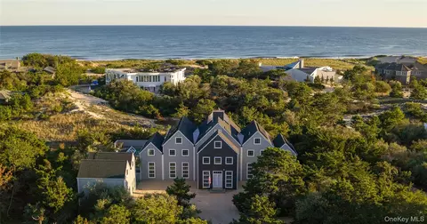 7 Mitchell Dunes Ln, Amagansett, NY 11930