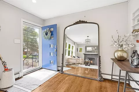 87 Lakeview Ave, Greenburgh, NY 10530