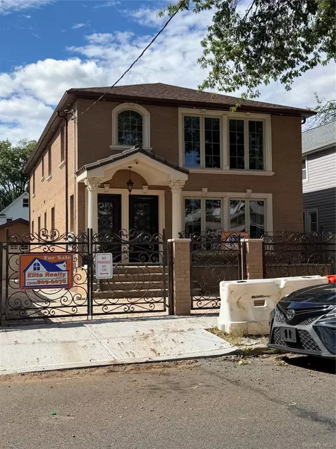 12814 146th St, Jamaica, NY 11436