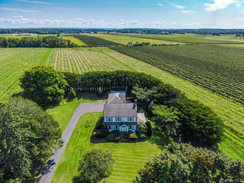 29400 County Road 48, Peconic, NY 11958