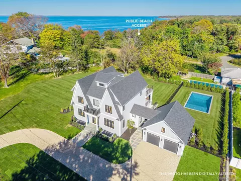 1050 Tasker Ln, Greenport, NY 11944